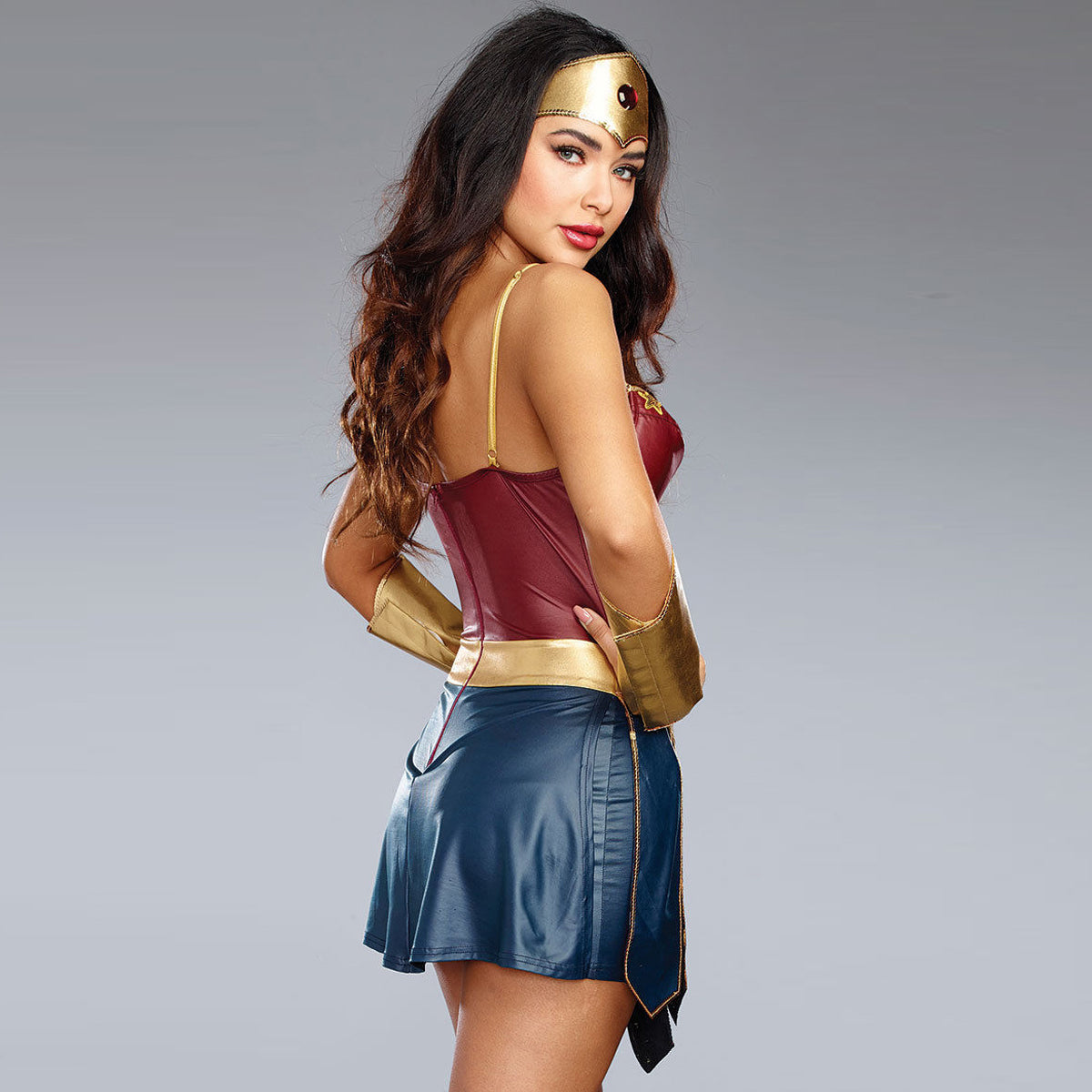 Costume Deluxe Donna Adulti Wonder Woman per Halloween da Supereroina